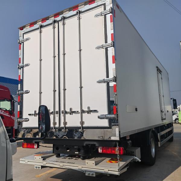 Foton Aumark Refrigerator Truck Van Refrigerated Thermo King Freezer Truck