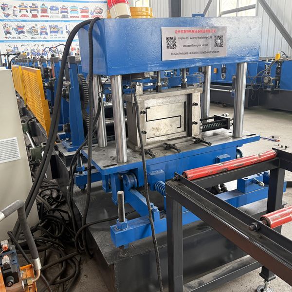Full Auto Production Line Fast Change C To Z Roll Forming Machine with Auto Stacker 