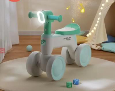 Manobras ajustáveis Crianças montam carros Bicicleta de equilíbrio para 2-4 anos de idade