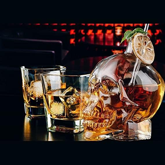 Custom Color 750 ml Lead-free Skull Glass Bottle with Cork Stopper Lead-free Material