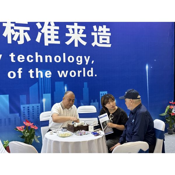 Precision Wire Mesh Weaving Machine