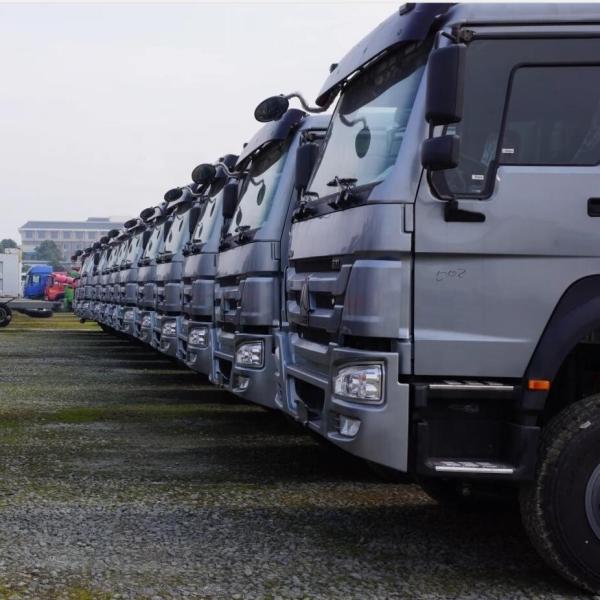 SINOTRUK Price China 25 30 40 tons New Used Sand 371 336 10 tires Wheel HOWO Tipper truck