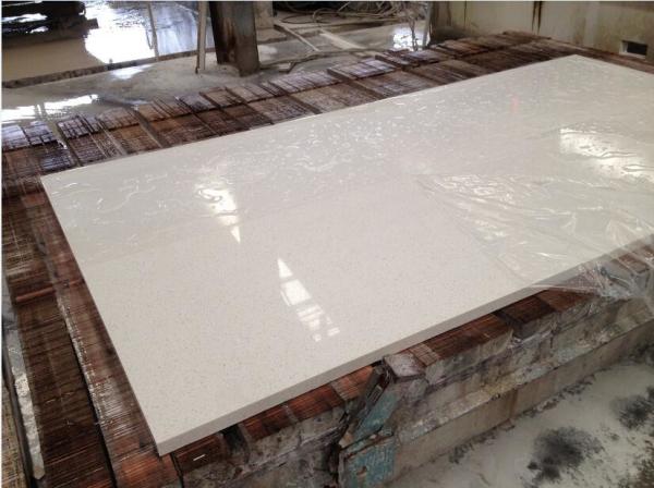 Hotel / Household White Quartz Kitchen Countertops , Custom Edge White Quartz Slab