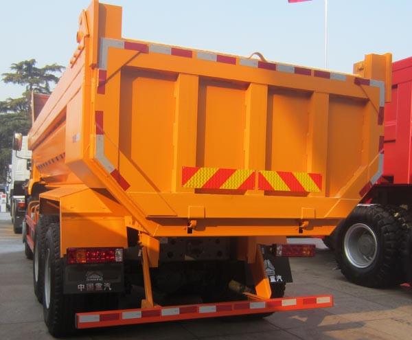 336HP dump Truck HOWO A7 6x4 EURO II Yellow with high strength steel U shape cargo body