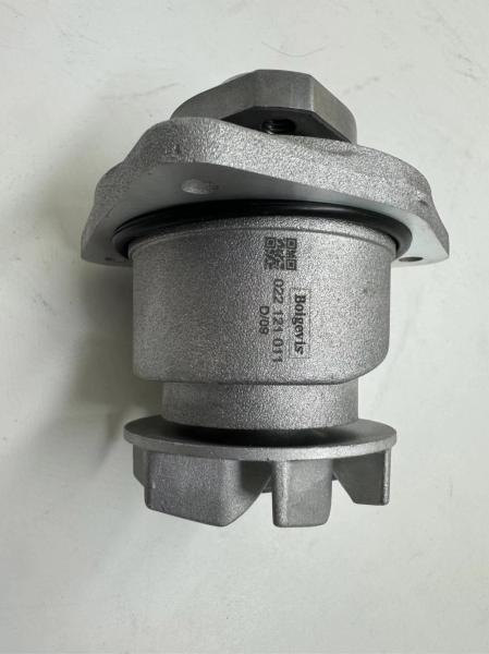 FAW Audi A3/S3/Sportb./Lim.qu. 2010-2013 022121011 Pompe à liquide de refroidissement avec joint adhésif