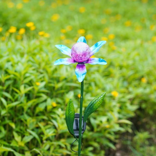 Unique Solar Garden Ornament Lifelike Solar Powered Yard Decor IP44