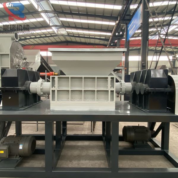 Double Shaft Plastic Shredder Machine for Large Solid Plastic Waste Crushing