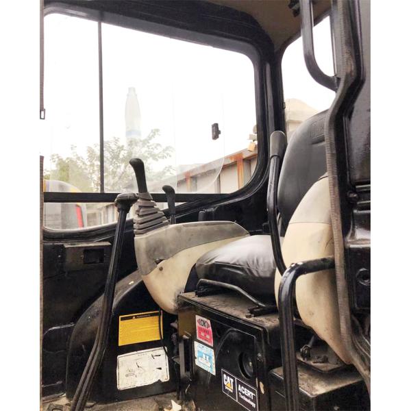 Fabriqué au Japon 3 tonnes mini utilisé chenille chat 303C excavateur avec des pièces d'origine