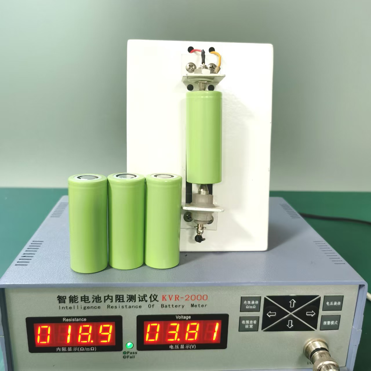 3.7V  26650 Lithium Ion Battery 5000mAh 3C High Discharge Rate for Outdoor Power Station and High Lumen Flashlight
