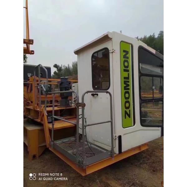 Second-Hand Large Equipment Zhonglian Tower Crane 21 Years with Car Type Moving Type