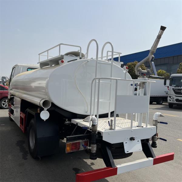 4X2 600P 120HP DIESEL ISUZU 5000 LITERS WATER TANK TRUCK CARBON STEEL TANK