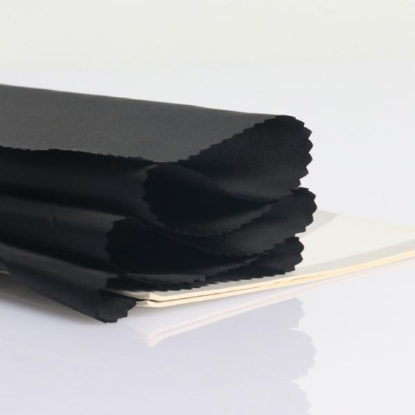 Making fabrics for casual wear  sportswear and children's wear for LINING Sustainable fabrics 100% RPET taffeta factory