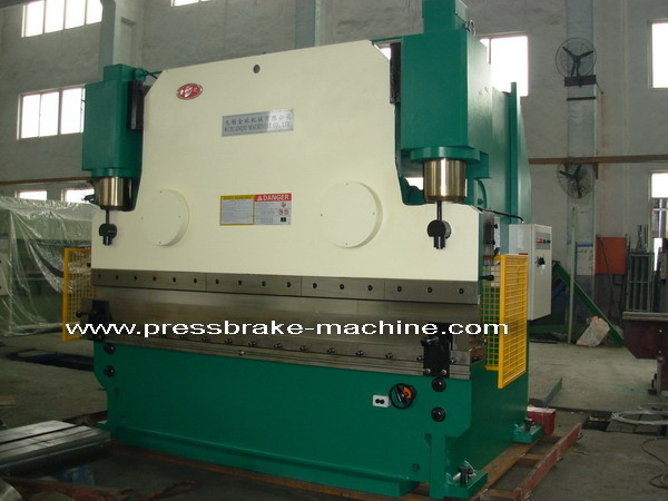 Pneumatic Automatic Sheet Metal Bending Machine , Sheet Metal Brake Bender