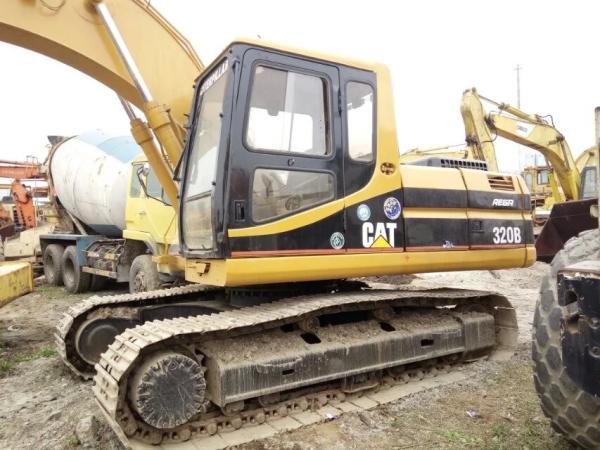 Excavateur d'occasion CAT 320B 80% neuf, haute performance de coût, moteur d'origine, préféré pour la construction d'ingénierie