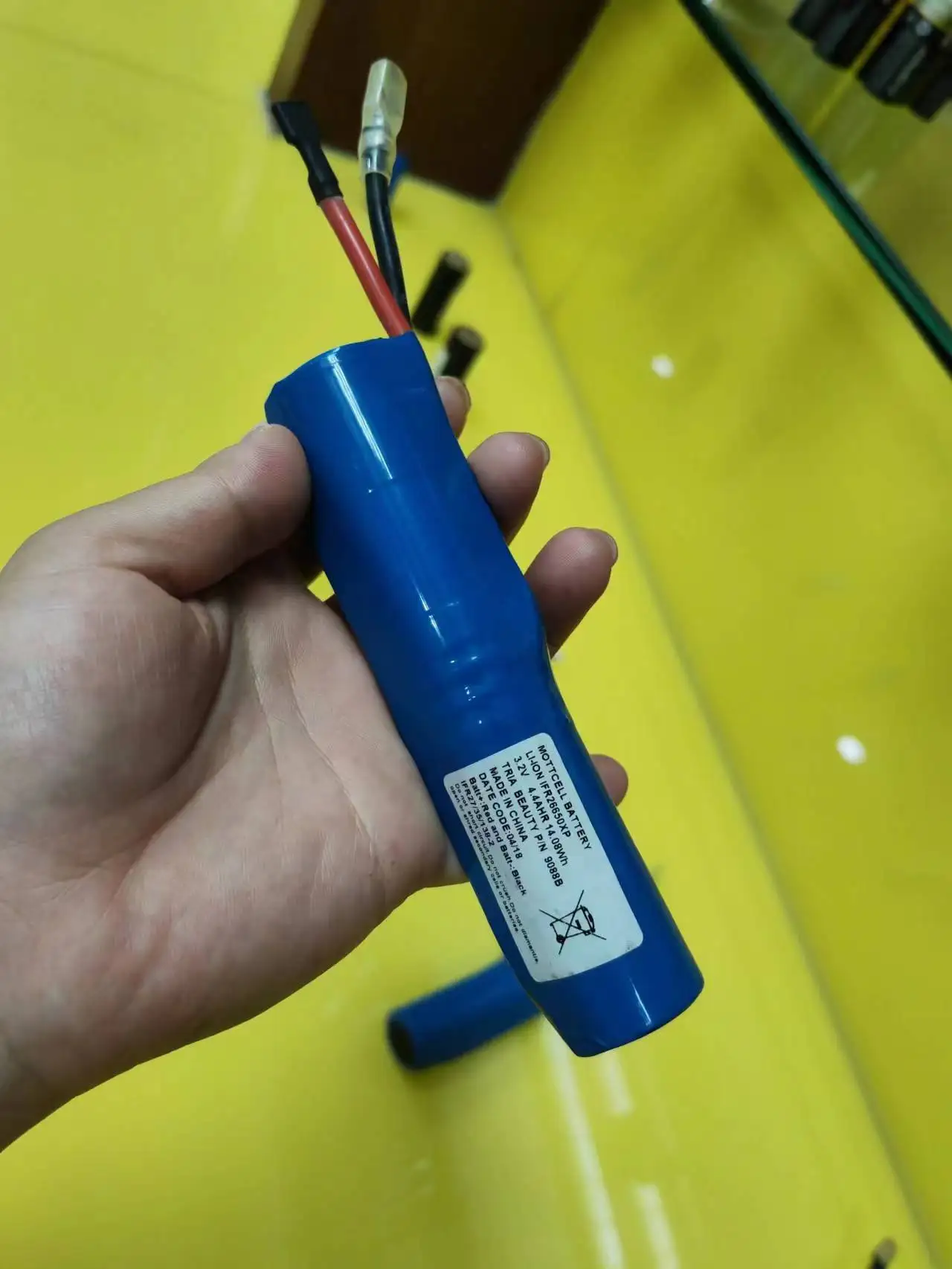 Перезаряжаемые 32700 Батареи потребительской электроники 12В 7Ач 32650 Lifepo4 Батареи