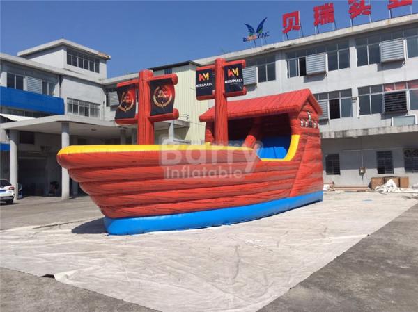 Château gonflable géant espiègle de videur de bateau de pirate combiné avec la glissière