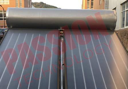Compact Swimming Pool Solar Powered Hot Water Heater Flat Plate Blue Film Coating Solar Collector