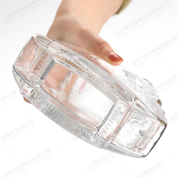 1L Creative Glass Bottle for Alcoholic Beverages Glass Lid Custom Label Transparent