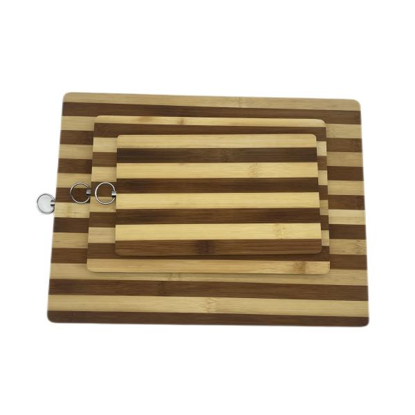 Planche à découper en bambou de rectangle durable avec l'anneau