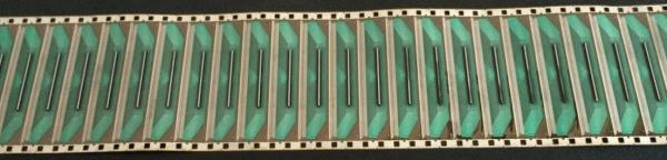 2 couches d'IC empaquettent le liquide contrarié électrique Crystal Drive de l'or COF de palladium de substrat