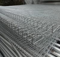 Maillage de soudure soudé par bureau à cylindre galvanisé de Mesh Metal Security Fence BRC de fil clôturant des panneaux