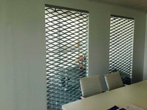 Interior Partition Galvanized Stainless Steel Expanded Metal Mesh PVDF 4mm Thickness
