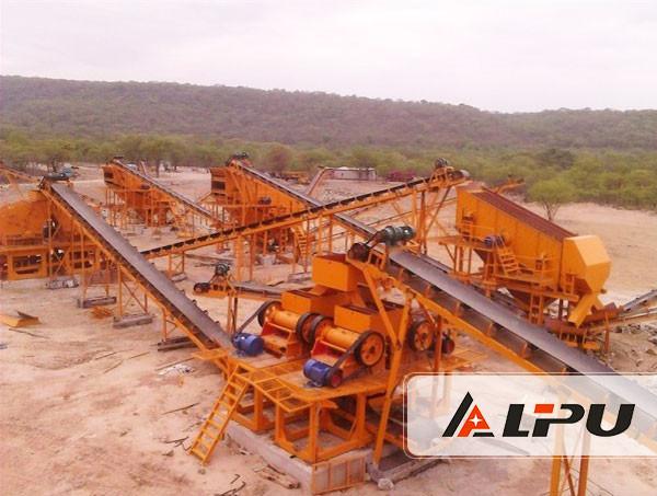 High Efficiency Stone Crusher Plant For Sand Making , Crushing Mining Equipment