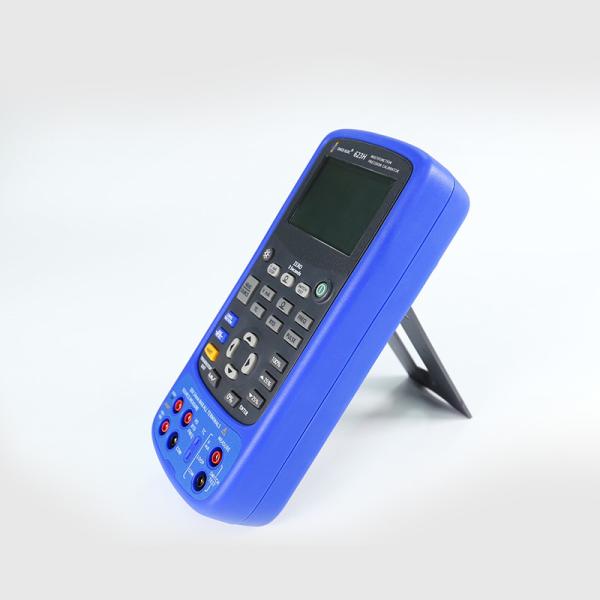 208*95*45mm Process Calibration Calibrator with High Accuracy Class and 4-20ma Volt Hz Output