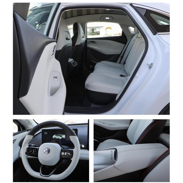 Hycan A06 Taxi électrique chinois Moyenne voiture électrique Avec une portée de 550KM-630KM