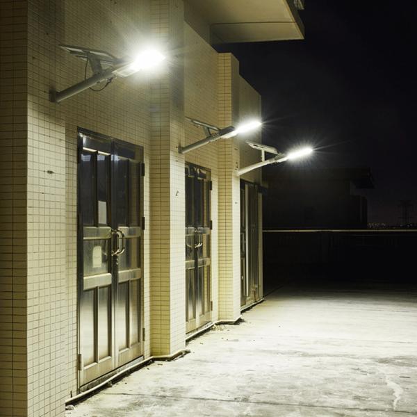 400W Gray Commercial Solar Roadway Lights 30000mAh Battery For Courtyard
