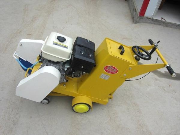 Road Cutter Concrete Road Cutting Machine with Robin Engine Honda Engine