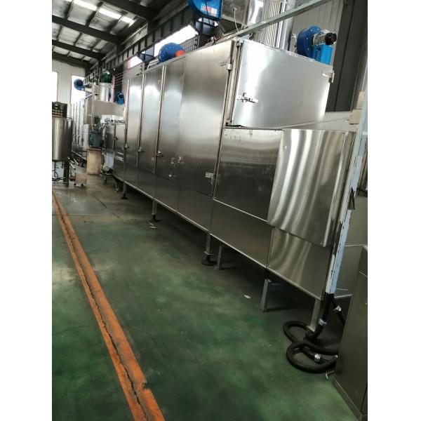 Небольшое животное питание креветки сома любимца делая машину различный форм