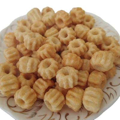 Os petiscos japoneses para o partido que os supermercados barram o biscoito torrado dos arrozes tufados fritam petiscos da grão