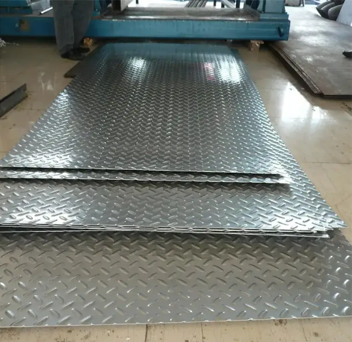 Горячекатаная пластина ASTM A36 Тяжелая пластина для применения на напольном покрытии и катушке