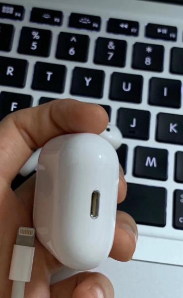 wireless Airpods for iPhone, iPad and iPod touch models with iOS 10, bluetooth airpods for Iphone, Ipad and Ipod