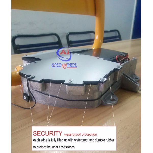 Automatic IP54 Waterproof Car Parking Lock with 305mm Lifting Height and 12V 7Ah Battery for Municipal Parking Lots
