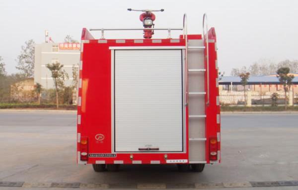 6CBM 190HP Dongfeng 4x4 EQ5162N Fire Fighting Truck