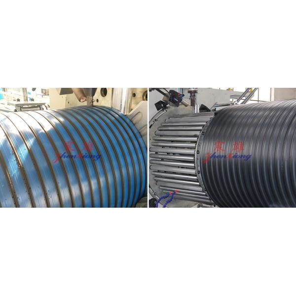 Máquina de tuberías de plástico de gran diámetro acabado de pared lisa en el enrollamiento