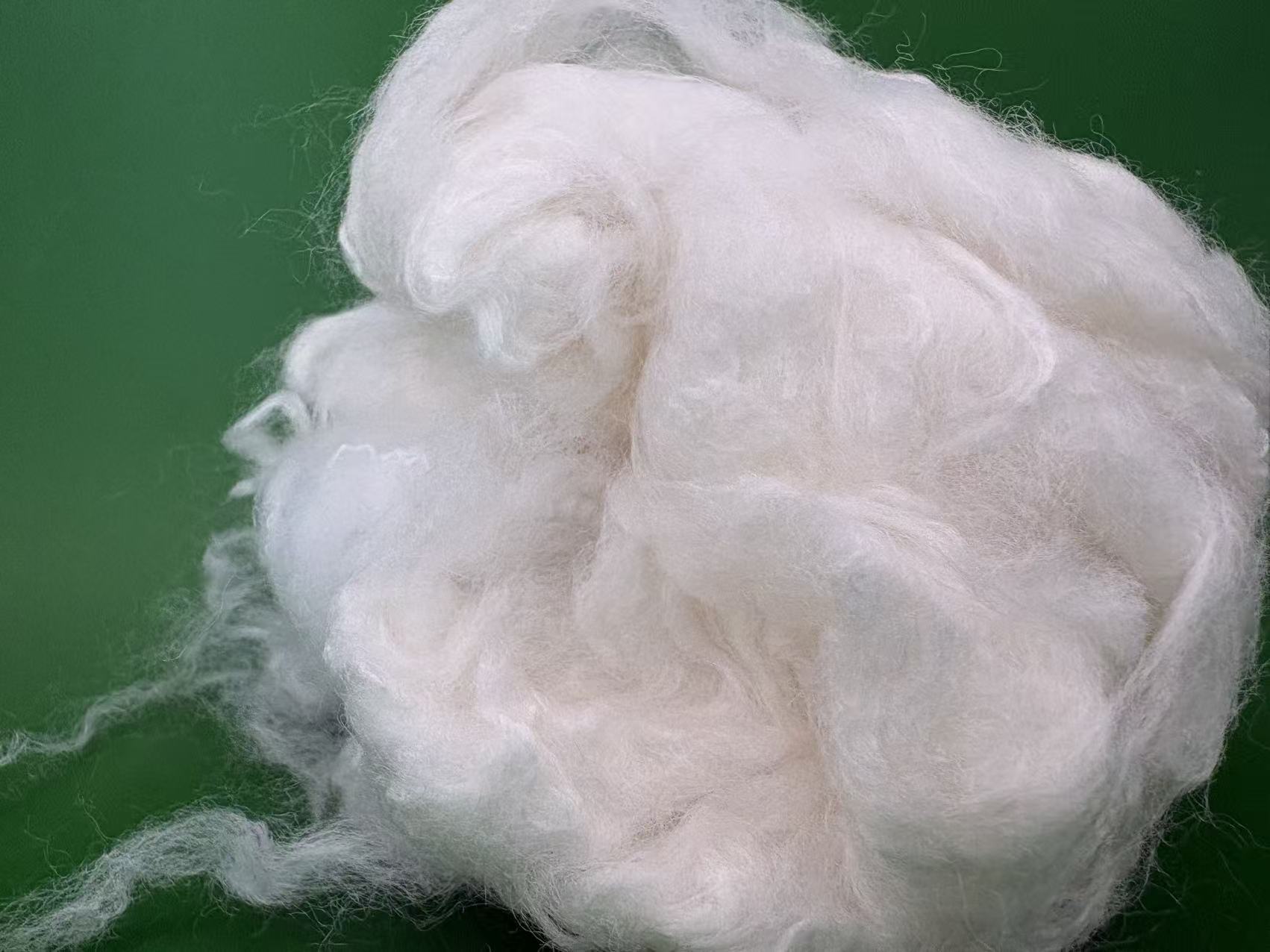 Factory Supply 5D 102mm 100% Polyester Staple Fiber Raw White Solid VSF for Spinning Filter Cloth Making Custom Denier Virgin