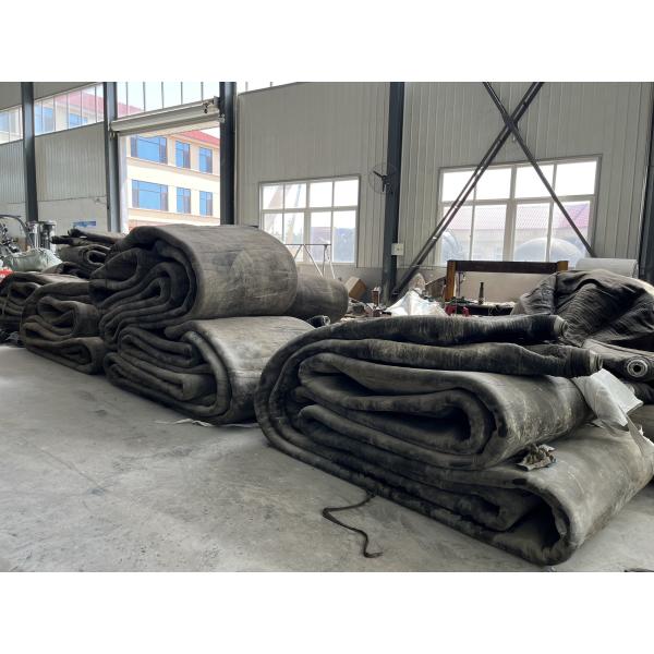 Smooth Safe Vessel Launching Marine Airbag With Nylon Rubber Inner Material Length 5m-24m