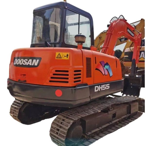 Mini Digger Machine DH55 Used Doosan Excavator 6 Ton 5.5 Ton with MOOG Hydraulic Pump