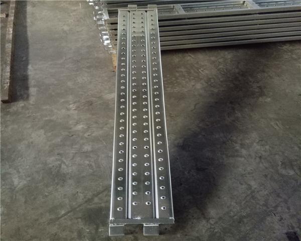 Metal Steel Scaffold Planks Suspended Aluminum Perforated Metal Deck Catwalk