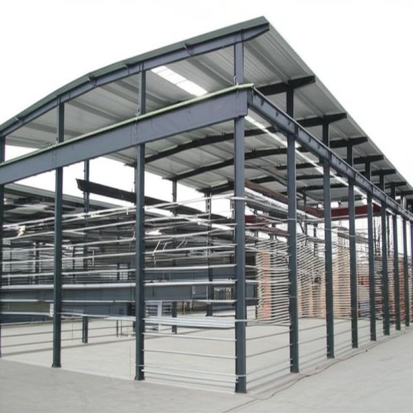 Q345 Main Steel Frame Prefab Steel Workshop with Z or C Purlin for More Than 50 Years Service Life