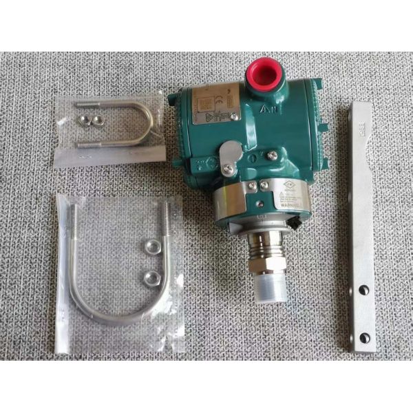 Yokogawa EJA530E Pressure Transmitter with 10.5–30 VDC Power Supply 4-20 mA Output and Silicon Resonant Sensor Technology