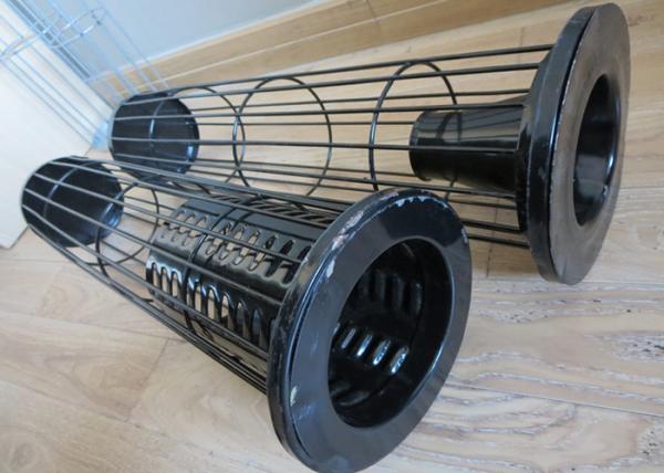 Cage de filtre pour des chaussettes de filtre d'aquarium