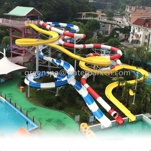 Family Members Big Amusement Water Park Equipments Durable Customised Color
