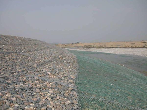 Culvert Protection Rock Mattress 2.0 - 4.0 Mm Wire Diameter ISO9001 Approved