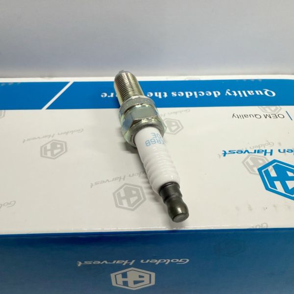 LZKR6B-10E Standard Spark Plugs OEM Replacement For Hyundai Kia Honda Car