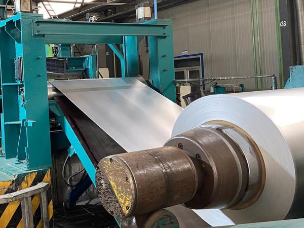 Galvalume Steel Tile AZ120 AFP A792M CS-B Roof Tiles Corrugated Sheet Panels GL 55% Alu + 43.5%zinc +1.5% Si Steel Coil