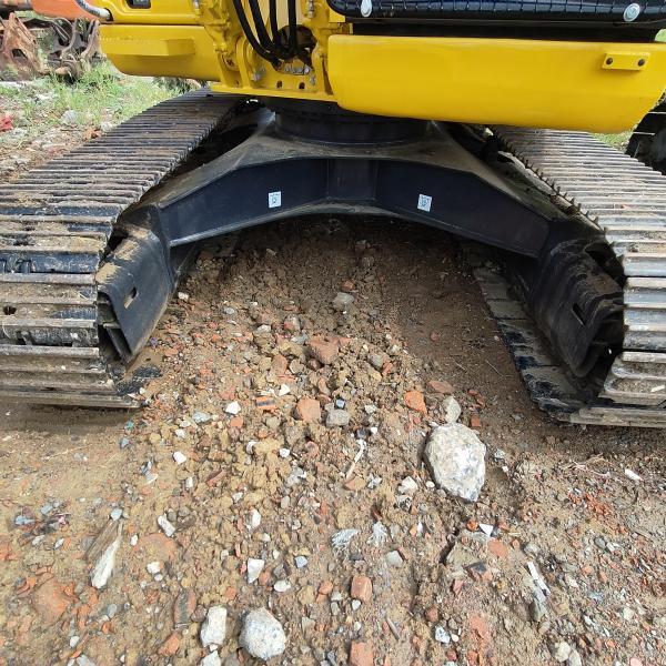 Подержанный гидравлический экскаватор Komatsu PC120, 2022 год, без ремонта